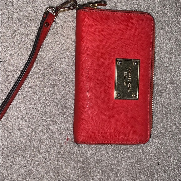 Gently used Michael Kors wallet - Picture 1 of 1